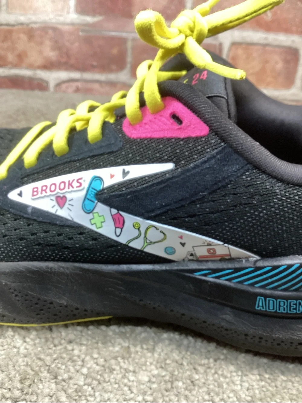 N/A brooks adrenaline